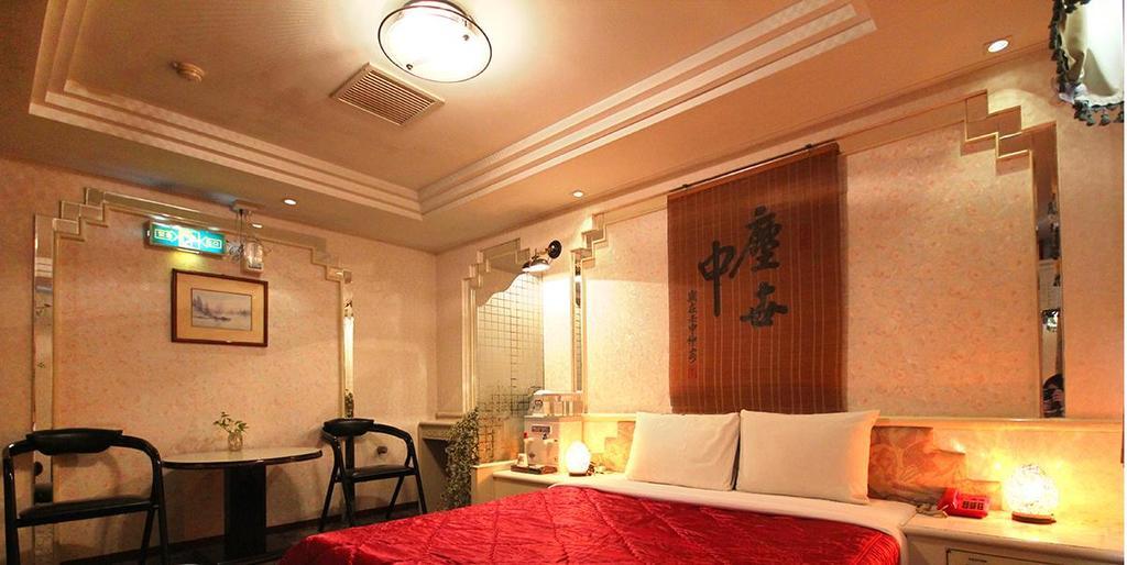 Broadway Hotel Тайчжун Экстерьер фото
